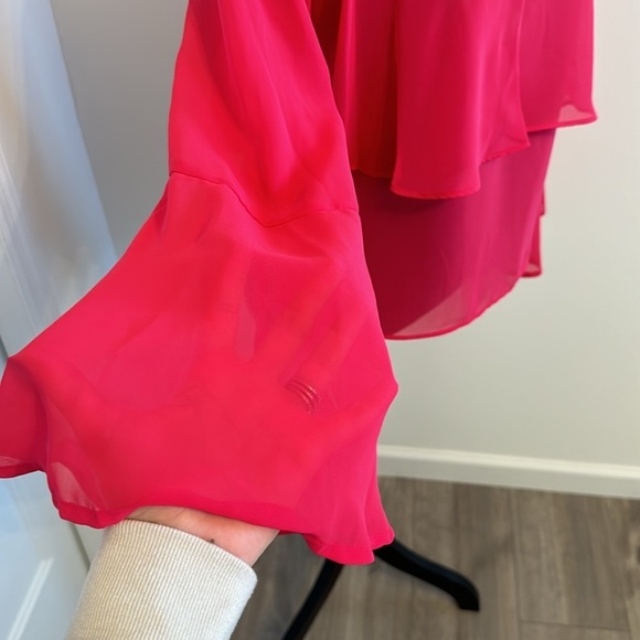 Belle Sky Flowy Elegant Bright Pink Women's Top - Picture 3 of 10